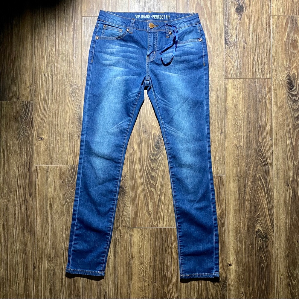 🎈3/$15 Girl’s VIP Jeans